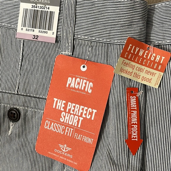 Mens Dockers Cotton Flat Front Shorts - Picture 4 of 5